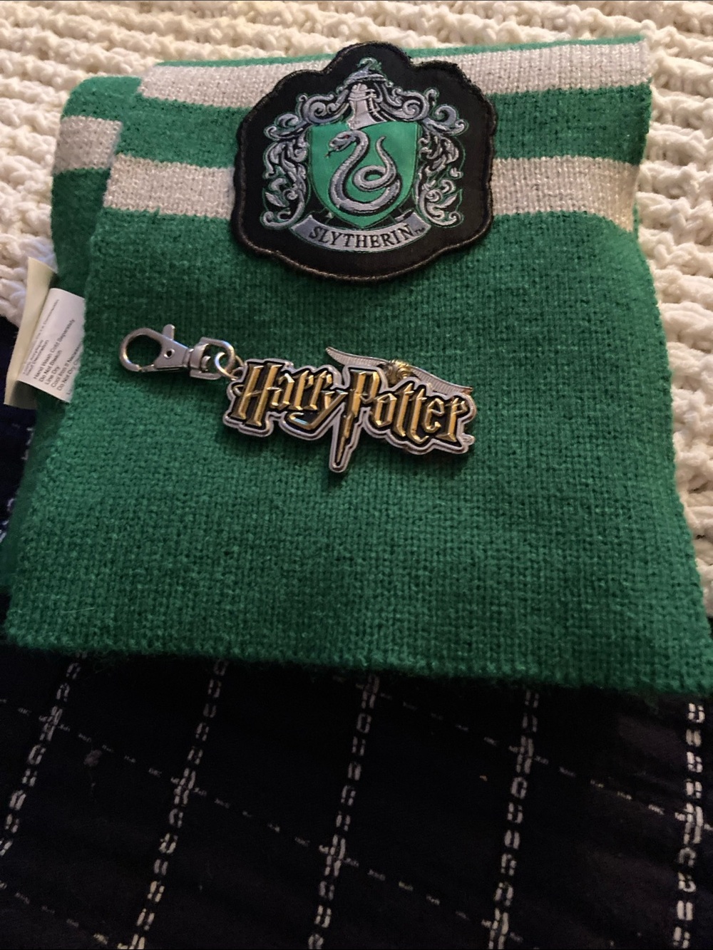 Harry Potter slyrherin scarf and key chain